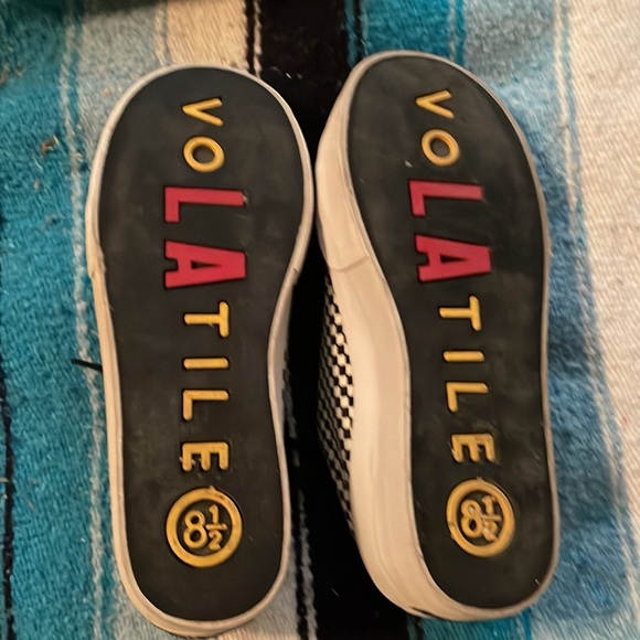 Volatile Shoewear Sz 8 1/2 - Picture 7 of 10